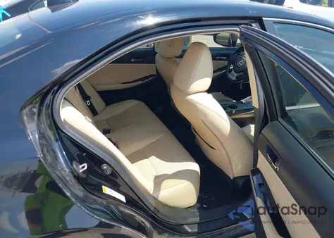 2016 Lexus Is 200T from USA, damaged, VIN JTHBA1D2XG5017391